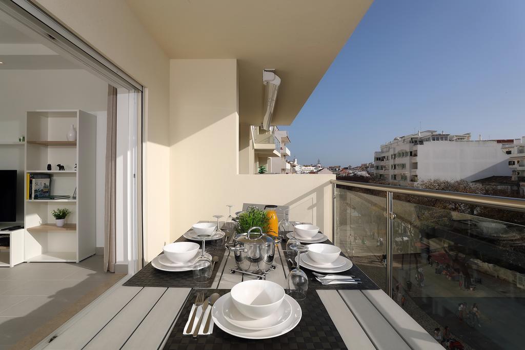 Original 3 Bedroom Downtown Albufeira Buitenkant foto