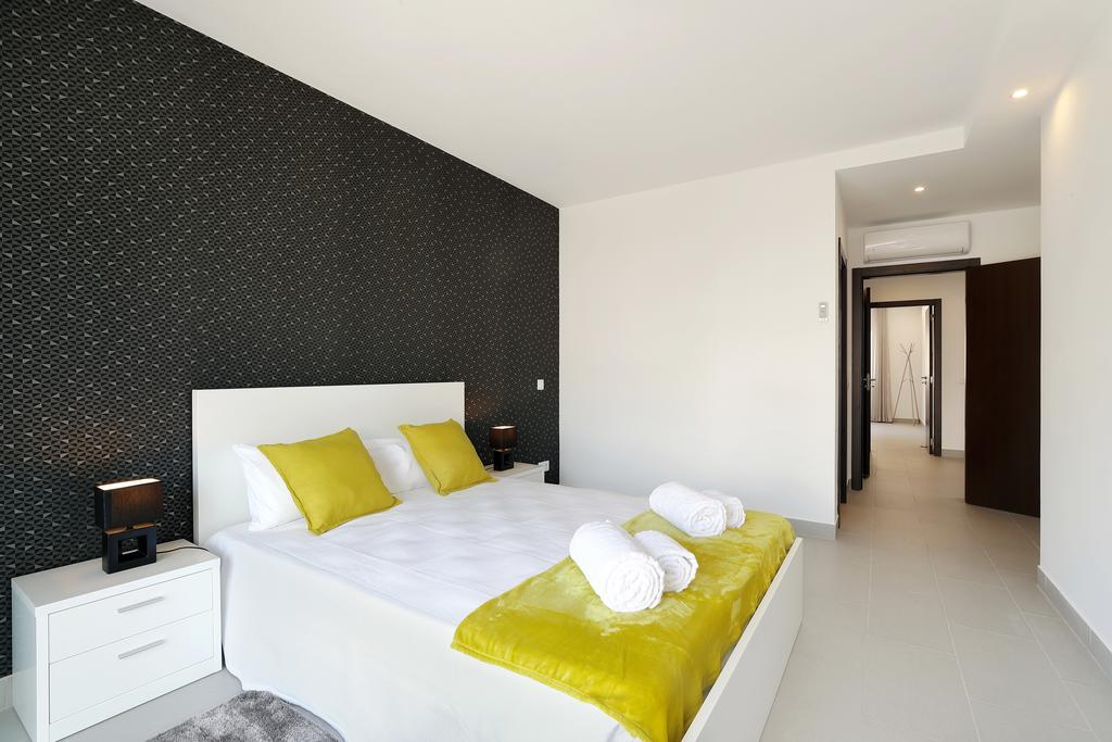 Original 3 Bedroom Downtown Albufeira Buitenkant foto