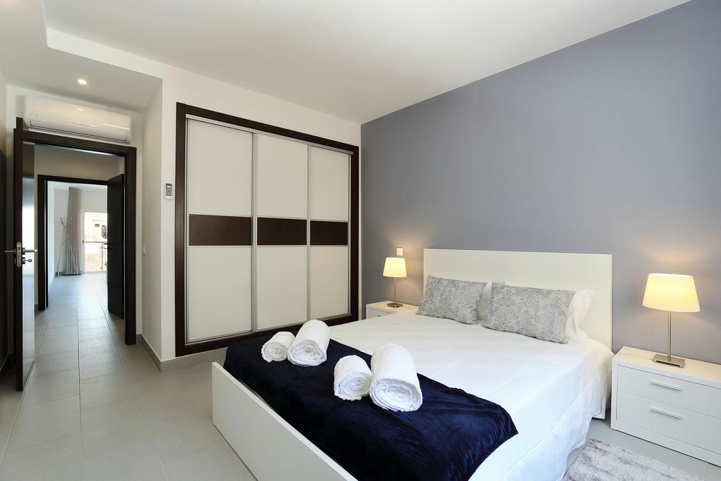 Original 3 Bedroom Downtown Albufeira Buitenkant foto