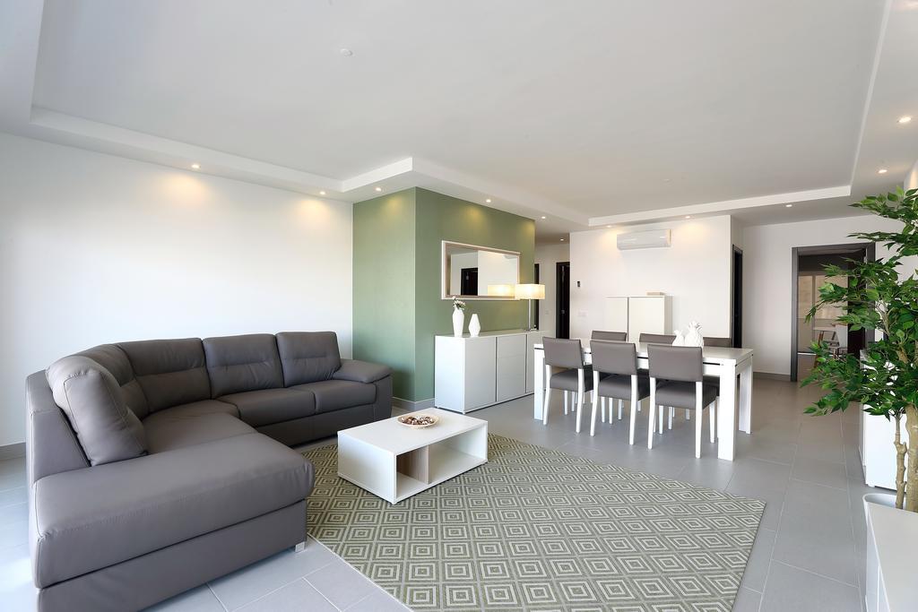 Original 3 Bedroom Downtown Albufeira Buitenkant foto